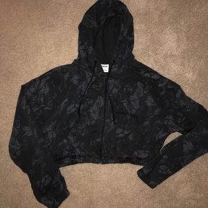 Gymshark KK fit crop camo black hoodie size L
